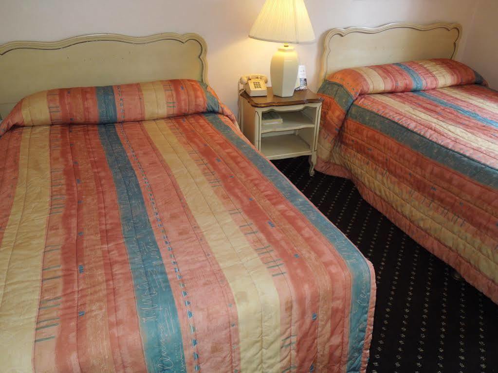 Hotel Clarem Happy Days Wildwood Exterior foto